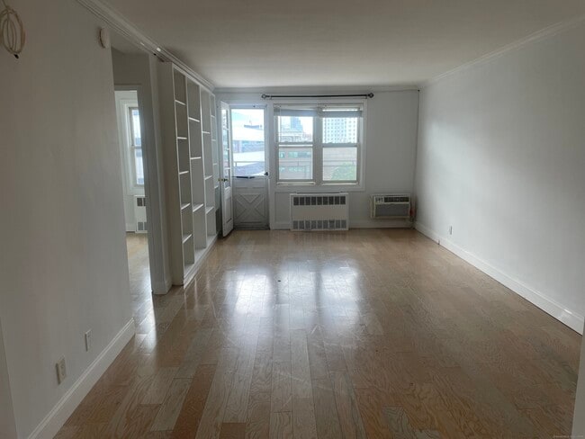 Foto del edificio - 700 Summer St