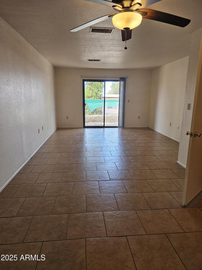 Building Photo - 4103 Calle Barona