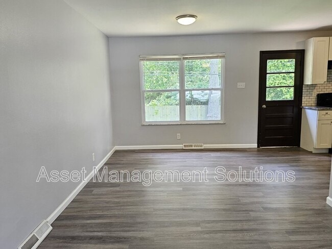 Building Photo - 4110 Northern Aire Dr