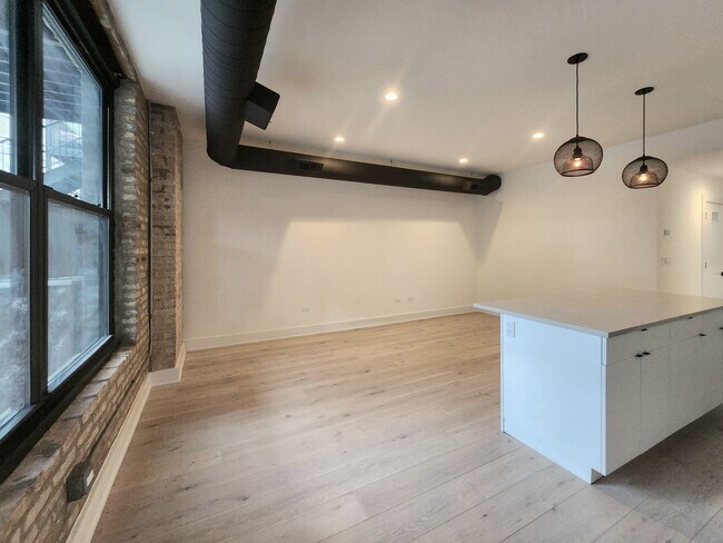 Foto del edificio - 3228 W Palmer St