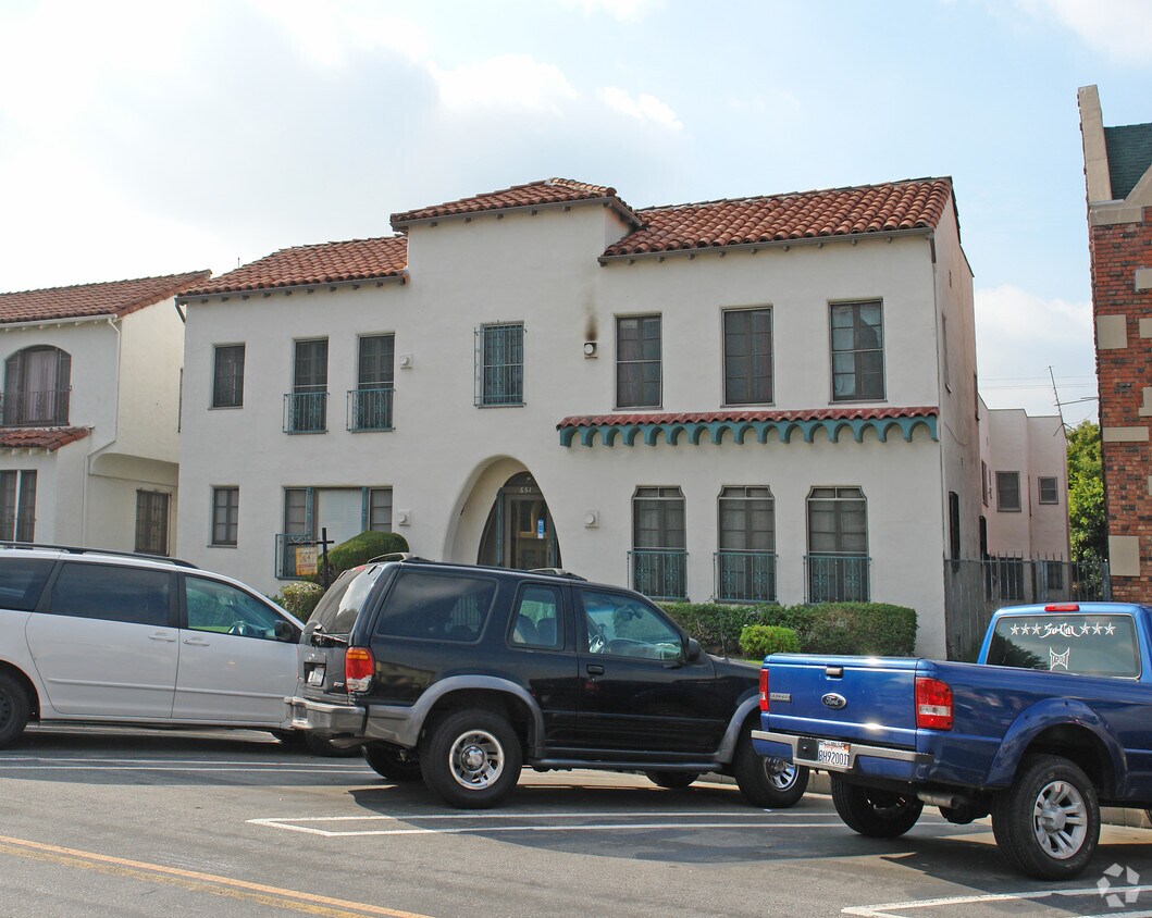 Foto del edificio - 651 S Dunsmuir Ave