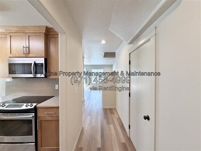 Foto del edificio - 13319 SW 154th Ave