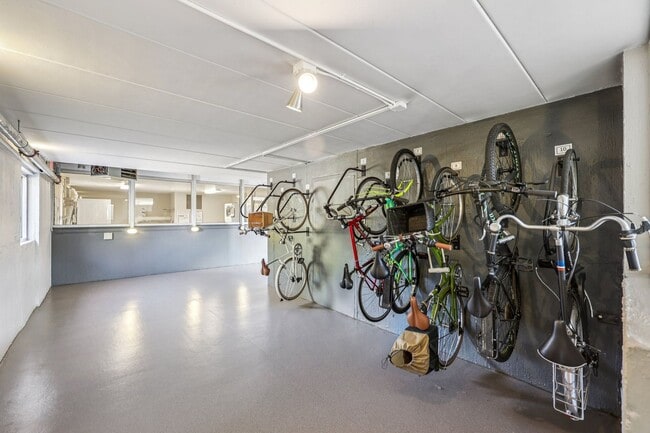 Photo - Thornton Place Apartments