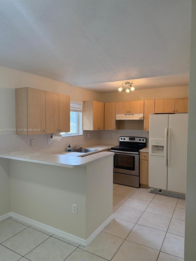 Foto del edificio - 2930 SE 12th Rd