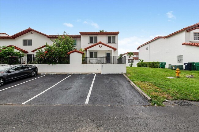 Foto del edificio - 8411 SW 208th Terrace