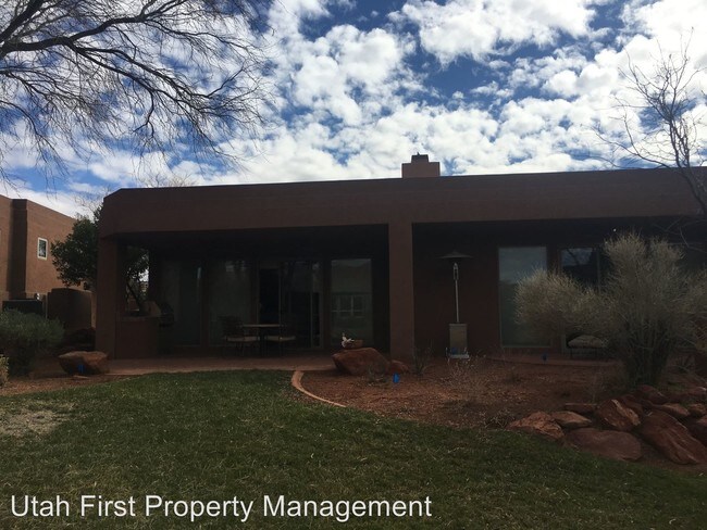 Building Photo - 2255 N Tuweap Dr