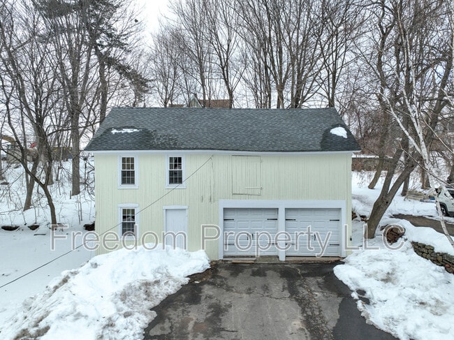 Building Photo - 45 Berlin Ave