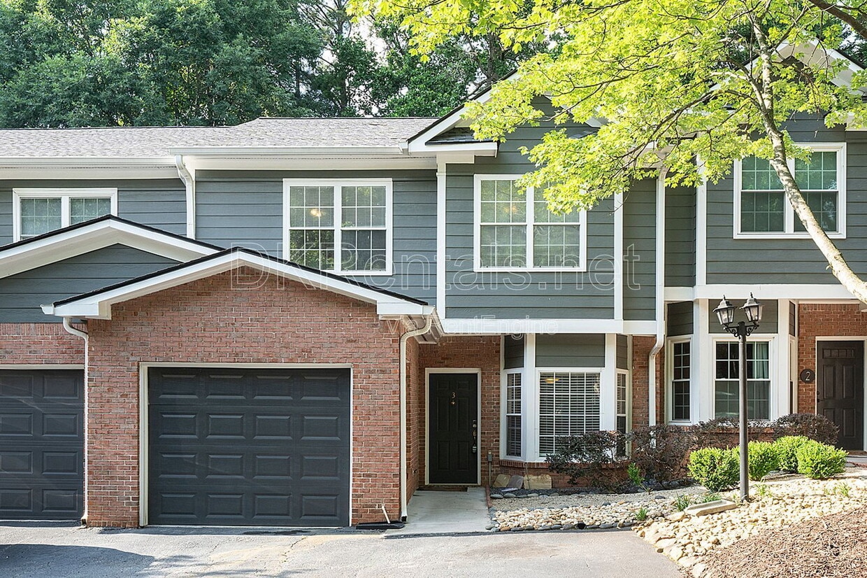 Photo - 2680 Pine Tree Road Northeast