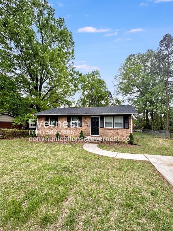 Foto principal - 4421 McKinley Dr