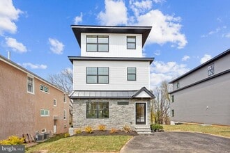 Building Photo - 1236 Butler Pike