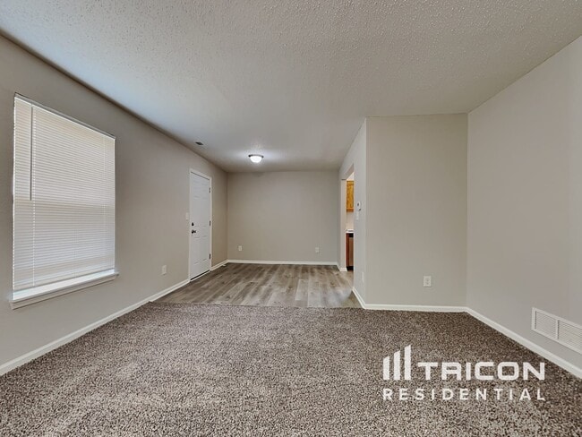 Building Photo - 7318 Kimble Drive Indianapolis IN