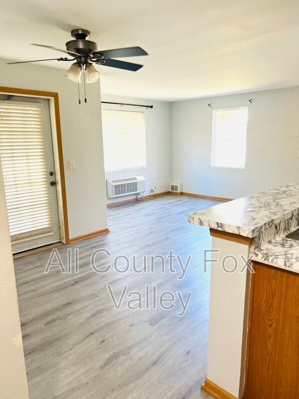 Building Photo - 2109 Silverstone Dr