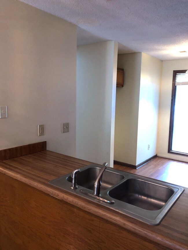 Foto del edificio - 265 Pam Ln SW