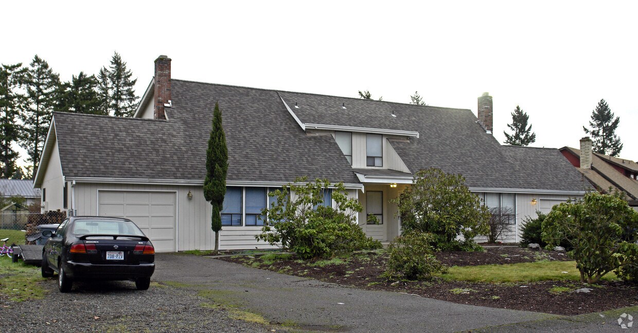 Building Photo - 12205 105th Ave. Ct E
