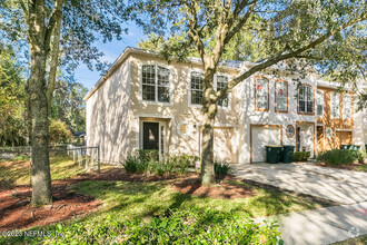 Building Photo - 10550 Autumn Trace Rd