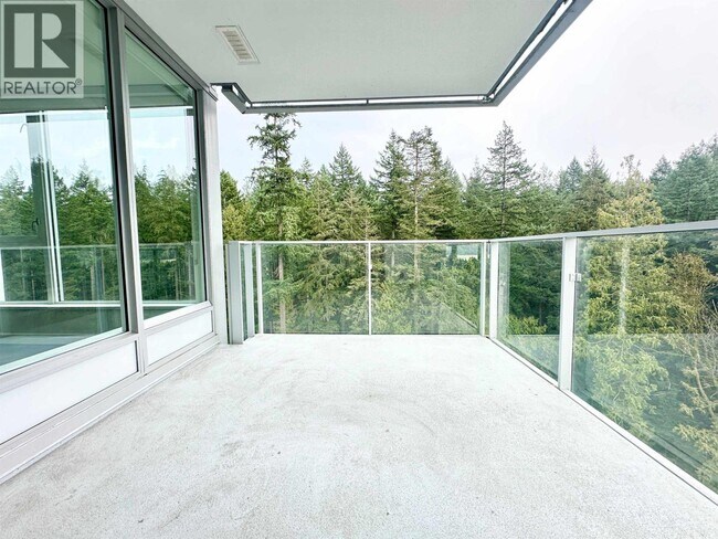 Photo du bâtiment - 3355 Binning Rd