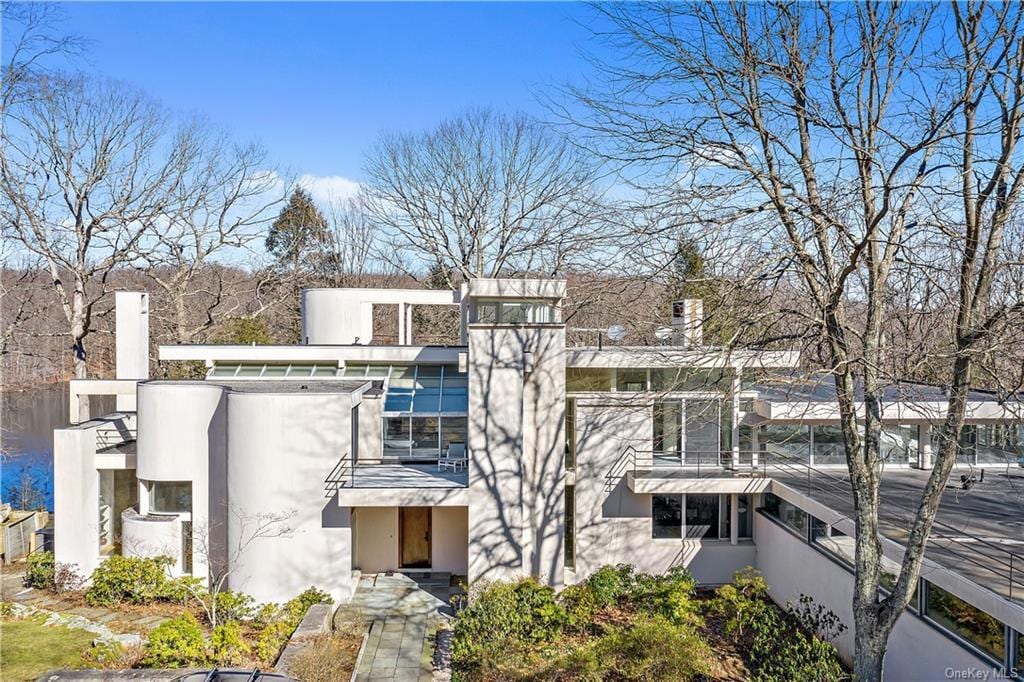 40 Mallard Lake Rd, Pound Ridge, NY 10576 House Rental in Pound Ridge