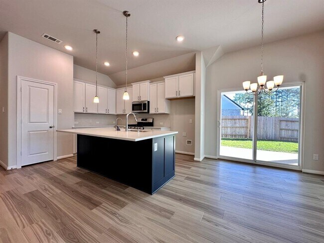 Foto del edificio - 1207 Tessa Forest Ct