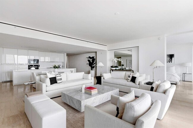 Building Photo - 9111 Collins Ave