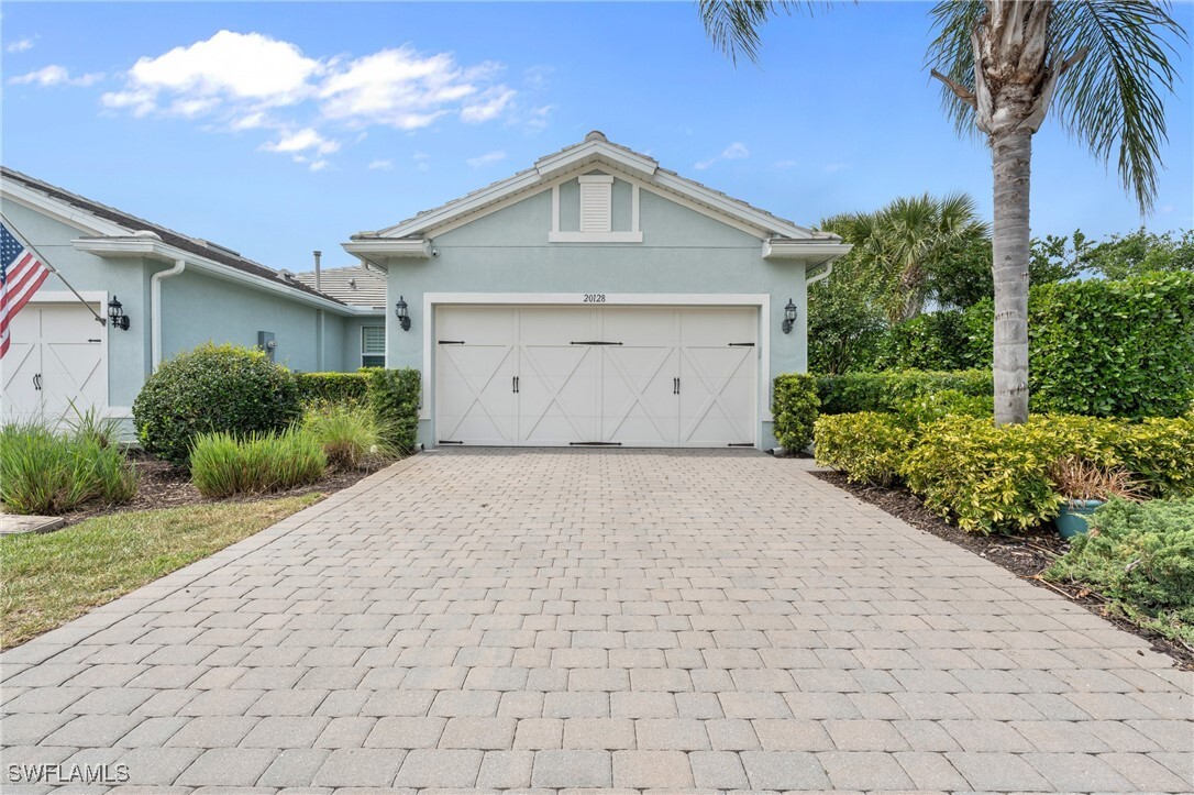 Foto principal - 20128 Torch Key Way