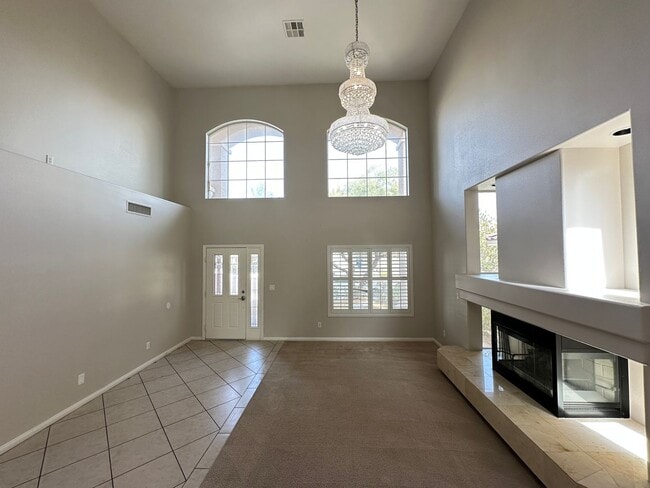 Building Photo - Pinnacle Peaks-Torrey Pines Southwest