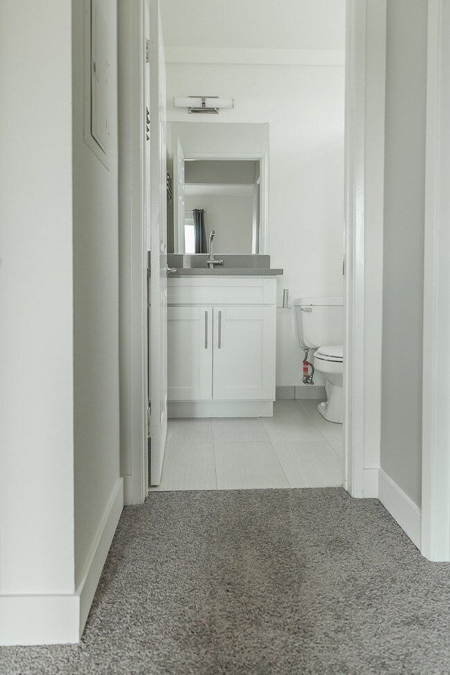 June Apartments Apartments in Los Angeles, CA