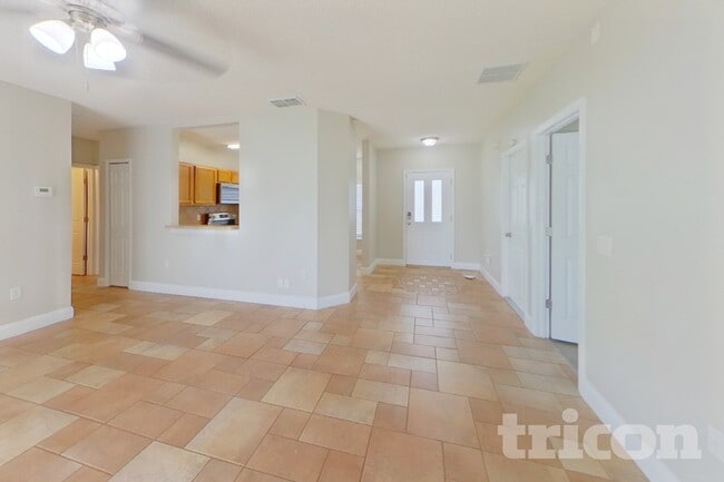 Foto del edificio - 1141 Doncaster Ct