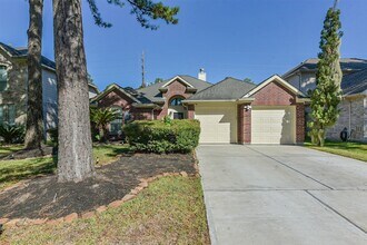 Building Photo - 13203 Yaupon Holly Ln