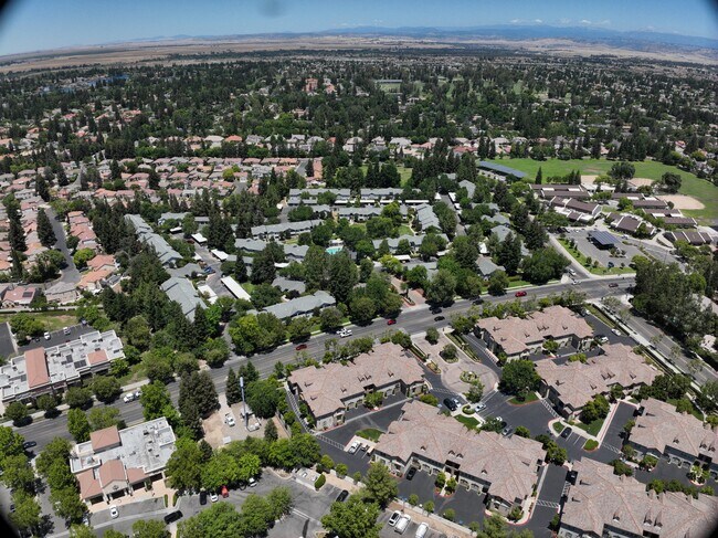 Exterior 3D - Dominion Heights