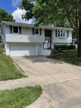 Building Photo - 964 Patricia Ann Dr