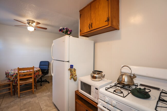 cocina - 225 Bay St