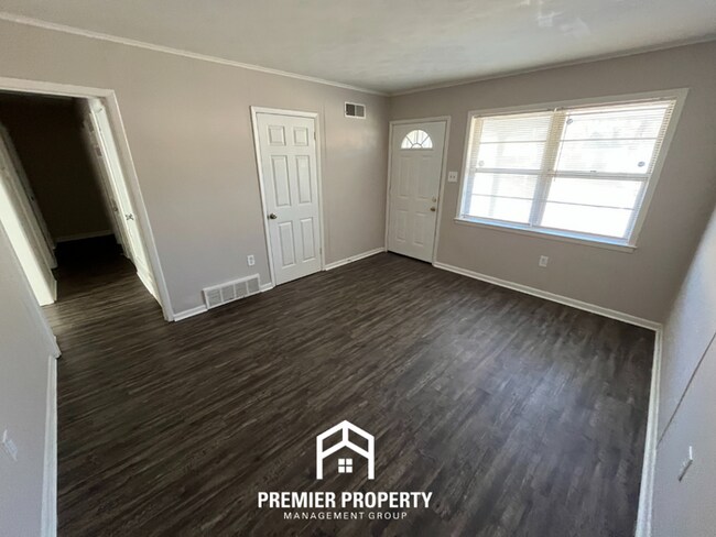 Foto del edificio - 211 Burwood Dr