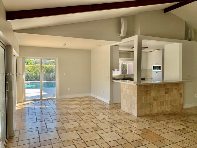 Foto del edificio - 10335 NW 46th St