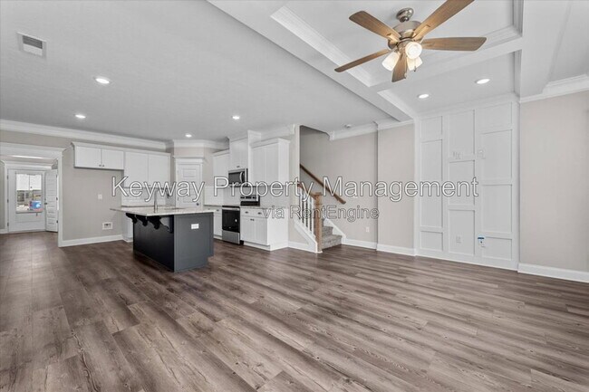 Foto del edificio - 1001 Linsmore Ave