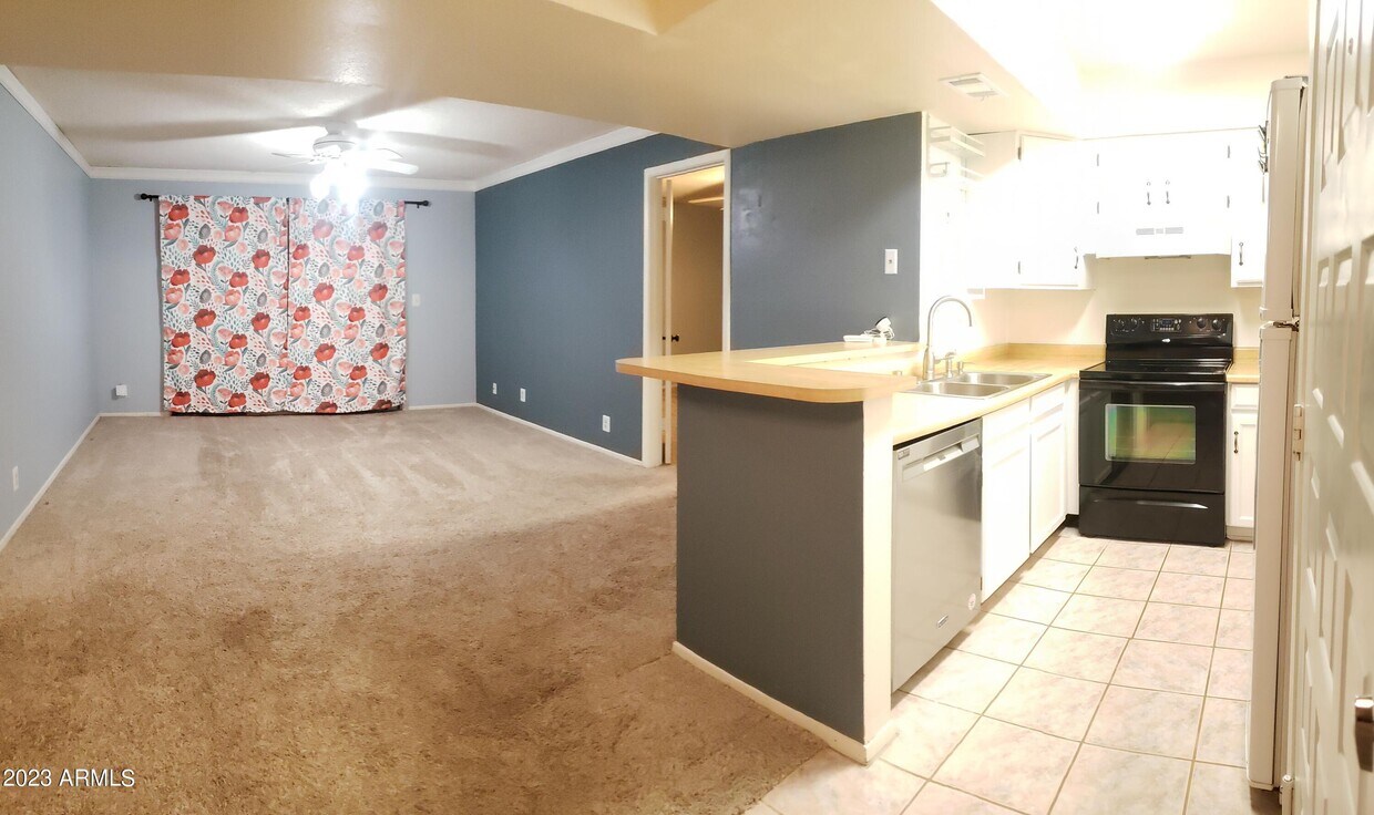 540 N May Unit 1127, Mesa, AZ 85201 Room for Rent in Mesa, AZ