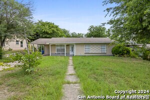 Building Photo - 3015 Shadow Bend Dr
