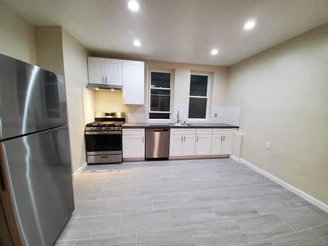 Building Photo - 1 bedroom in San Francisco CA 94115
