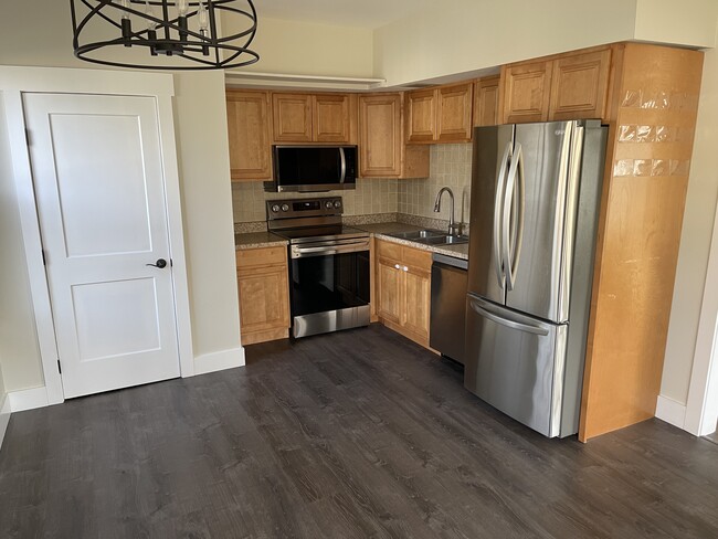 Building Photo - 159 Washington St