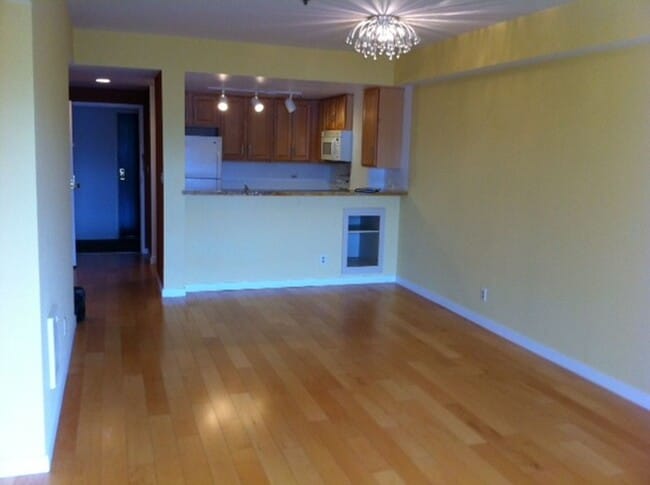 Photo - Nicely upgraded 2BR 2BA Condo located in the East Tower at the Opera Plaza!
