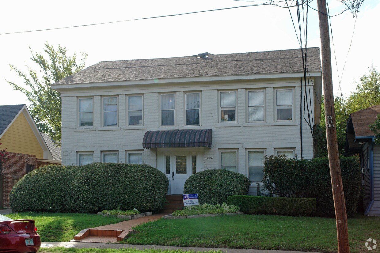 Foto del edificio - 6006 Worth St