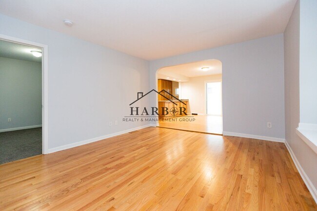 Foto del edificio - 4 Bedroom Home in NW Rochester