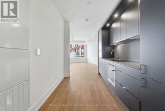 Building Photo - 259 The Kingsway