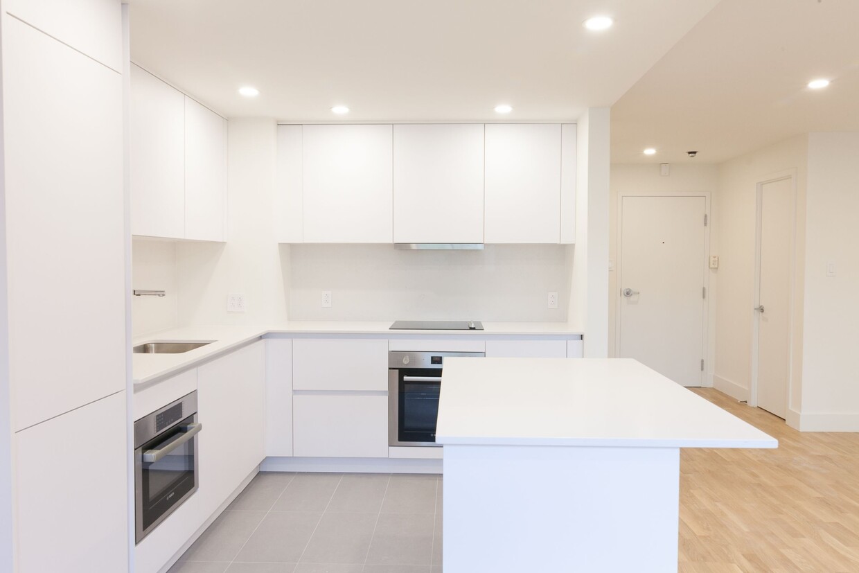 Photo principale - 4800 Maisonneuve Blvd W
