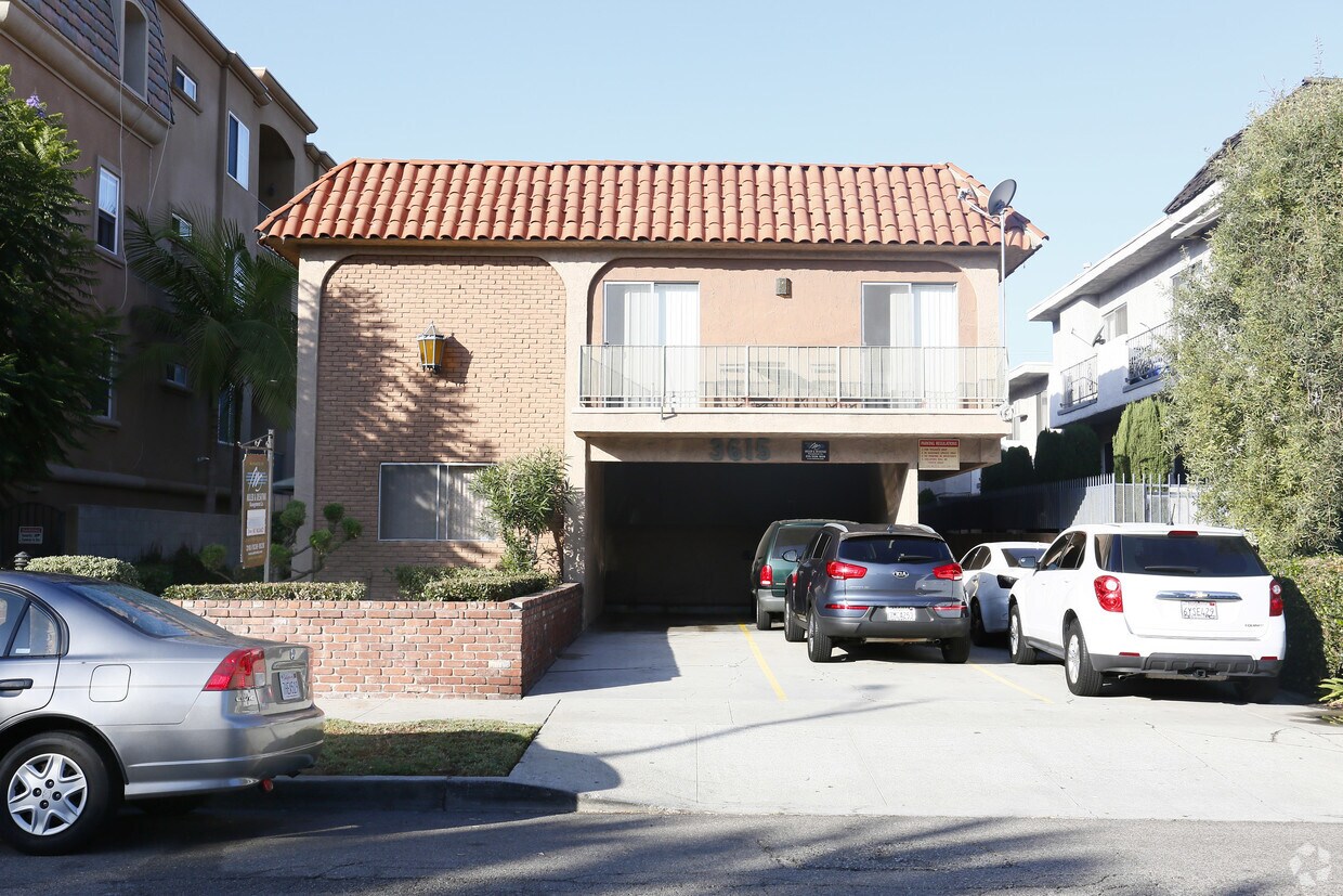 Building Photo - 3615 Jasmine Ave