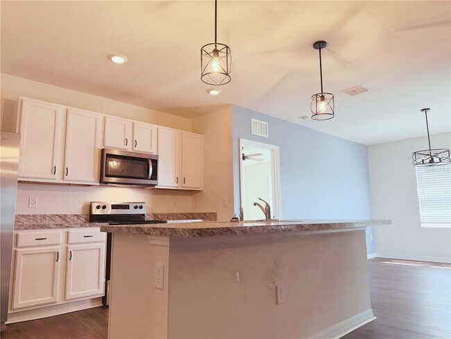 Foto del edificio - 910 Sun Burst Rd