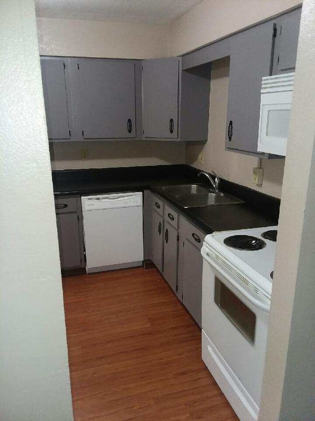 Foto del edificio - 2150 Edgewood Rd NW