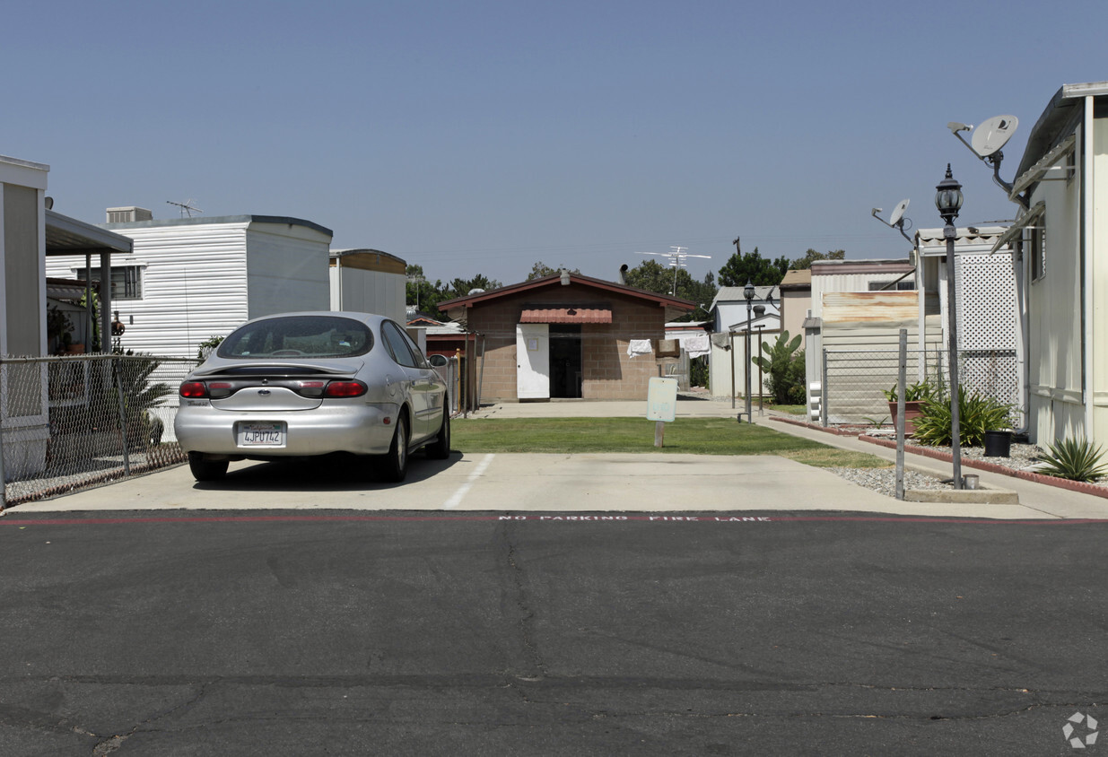 Building Photo - El Rancho Mobile Home Park