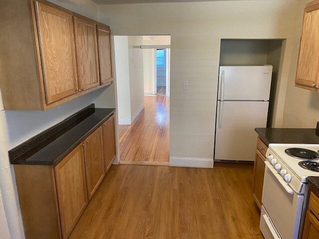 Foto del edificio - 18 Mount Hood Rd