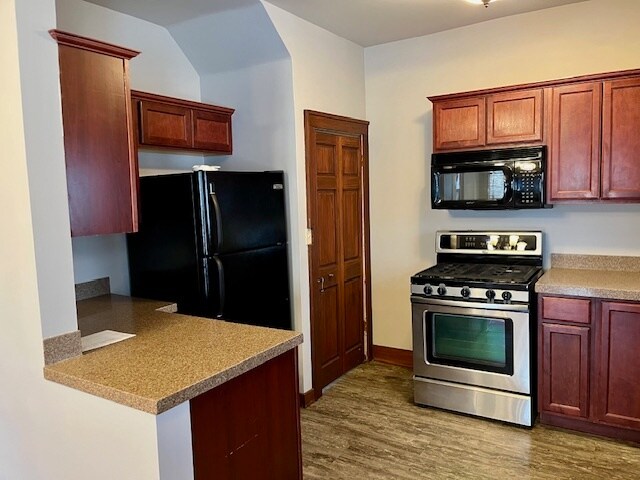 Foto del edificio - 1225 E Jefferson St