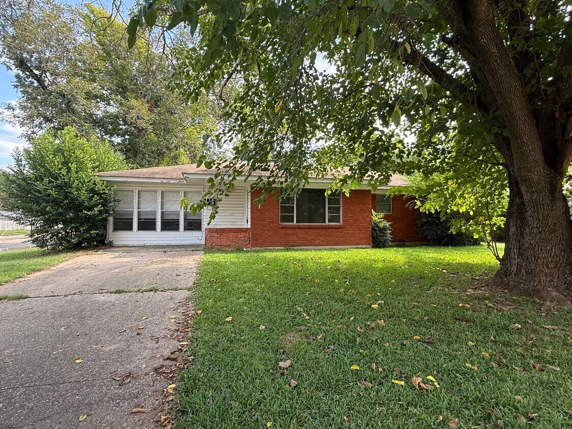 Primary Photo - 4101 Glen St